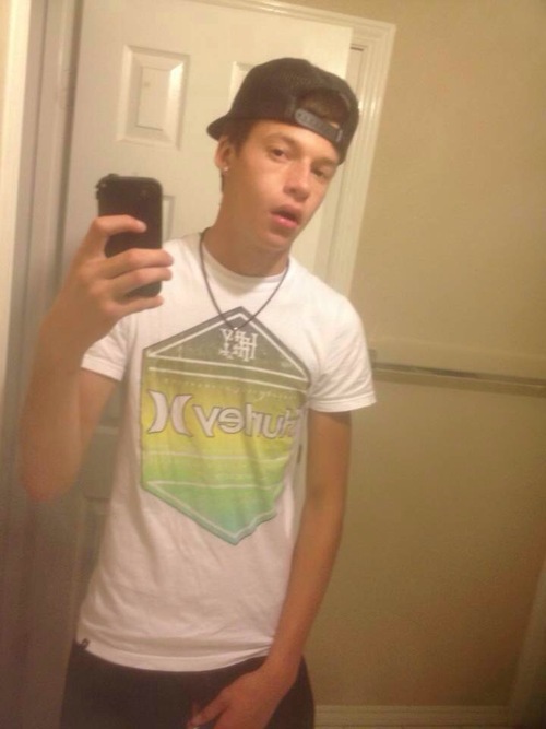 self shots no nude boys